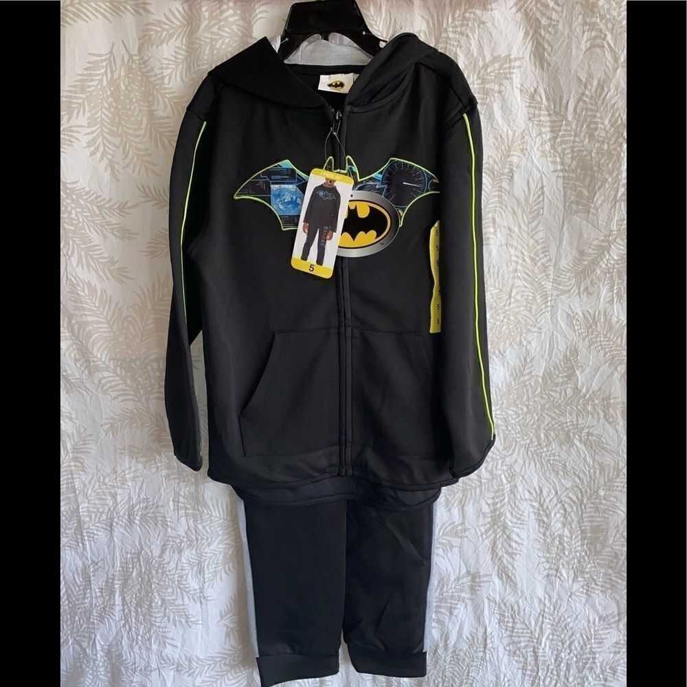 BATMAN 2 pc active wear set - Picture 2 of 6